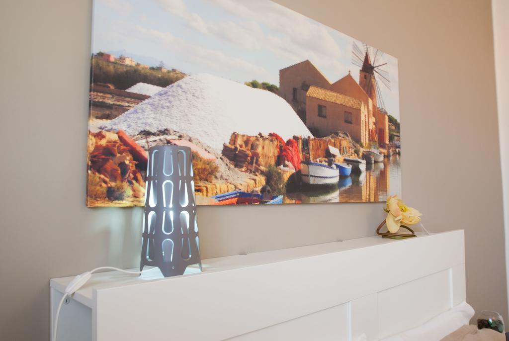 Bianco Sale Trapani Bed & Breakfast Rilievo Bagian luar foto