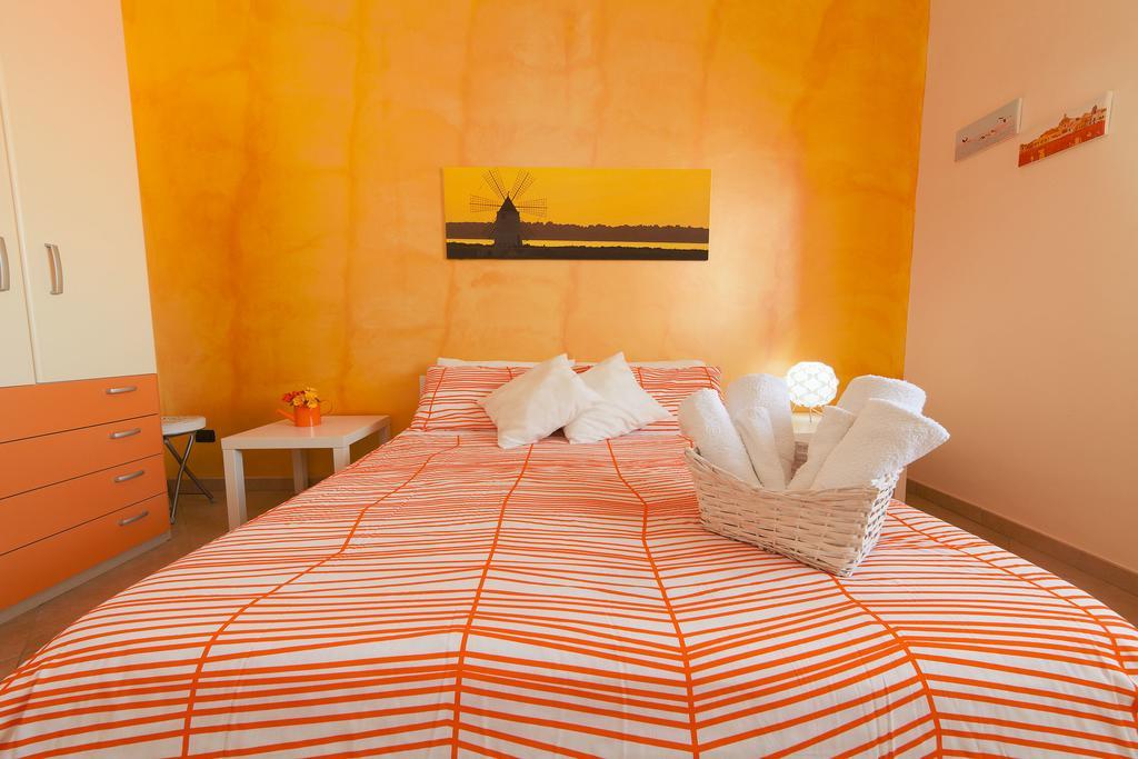 Bianco Sale Trapani Bed & Breakfast Rilievo Bagian luar foto