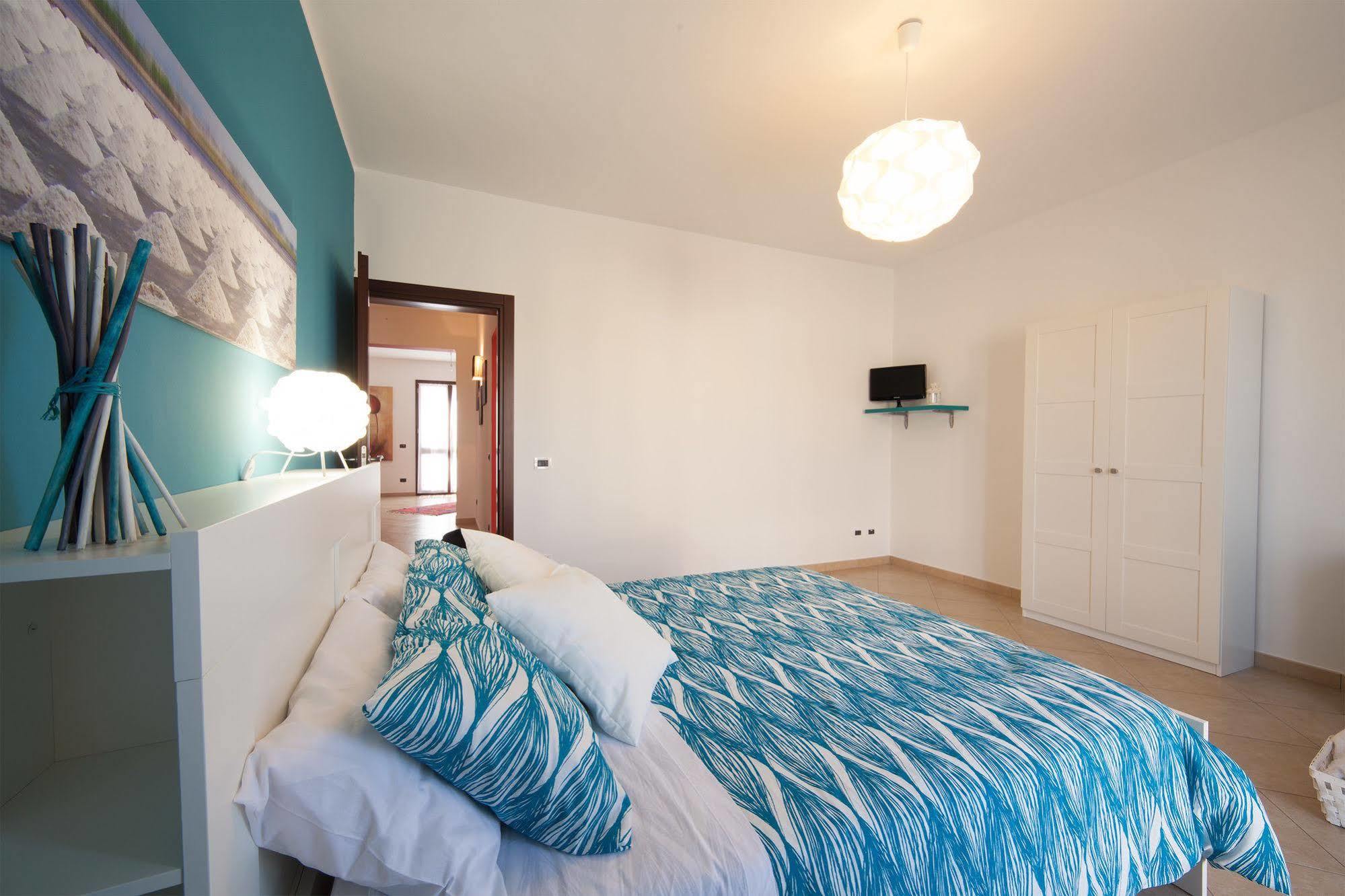 Bianco Sale Trapani Bed & Breakfast Rilievo Bagian luar foto